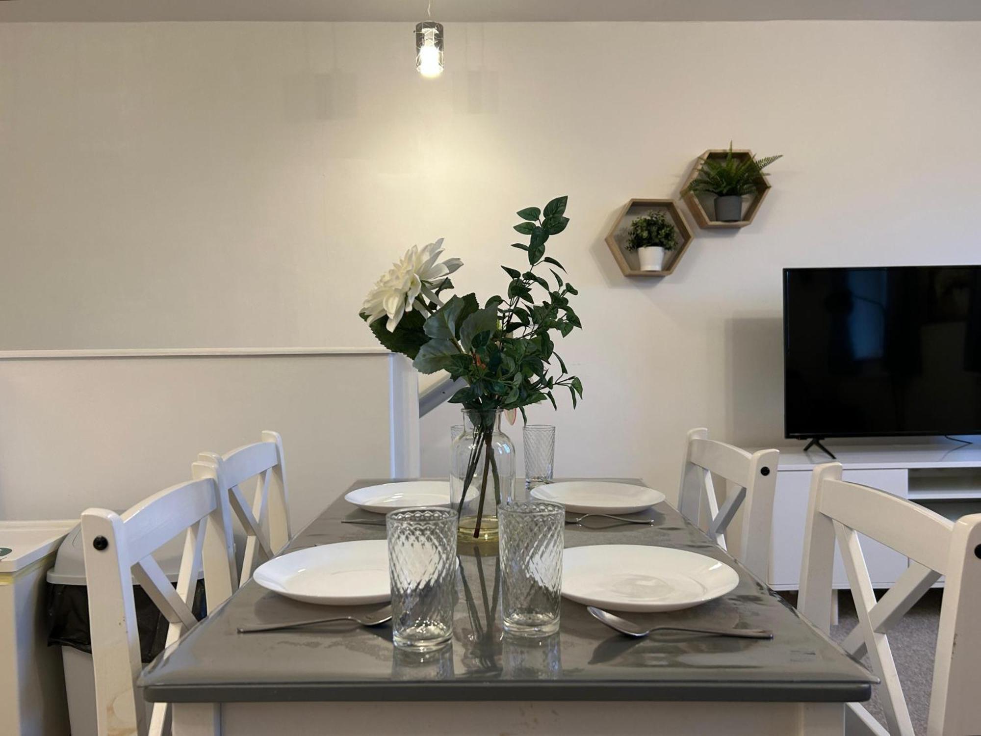 Lovely Serviced Apartment, Free Parking, Оксфорд Екстер'єр фото